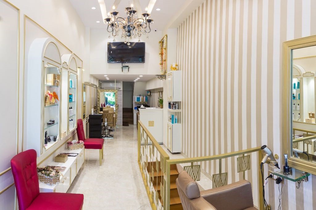 Madhuri's Salon