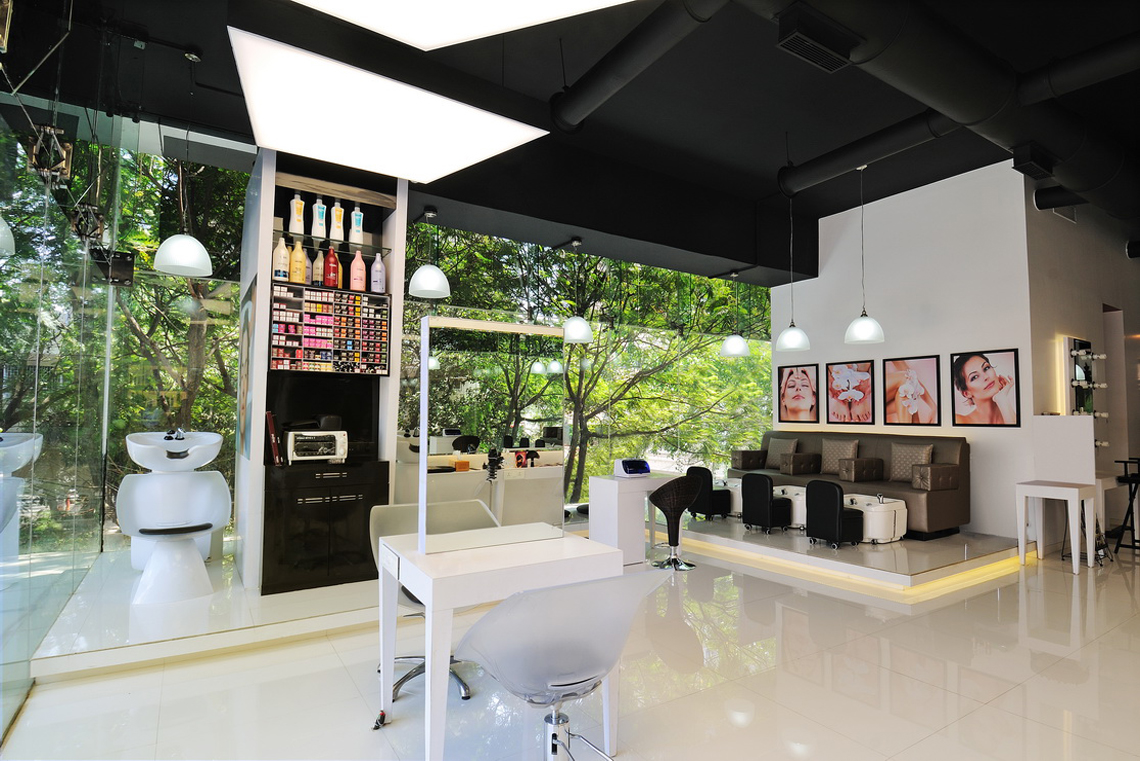 Mookh Salon & Spa Bandra